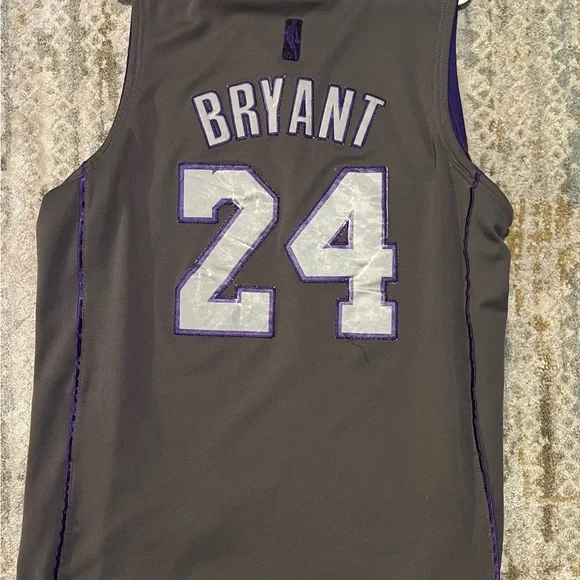 Adidas Kobe Bryant Lakers Gray Basketball Jersey sz XL - Picture 7 of 10